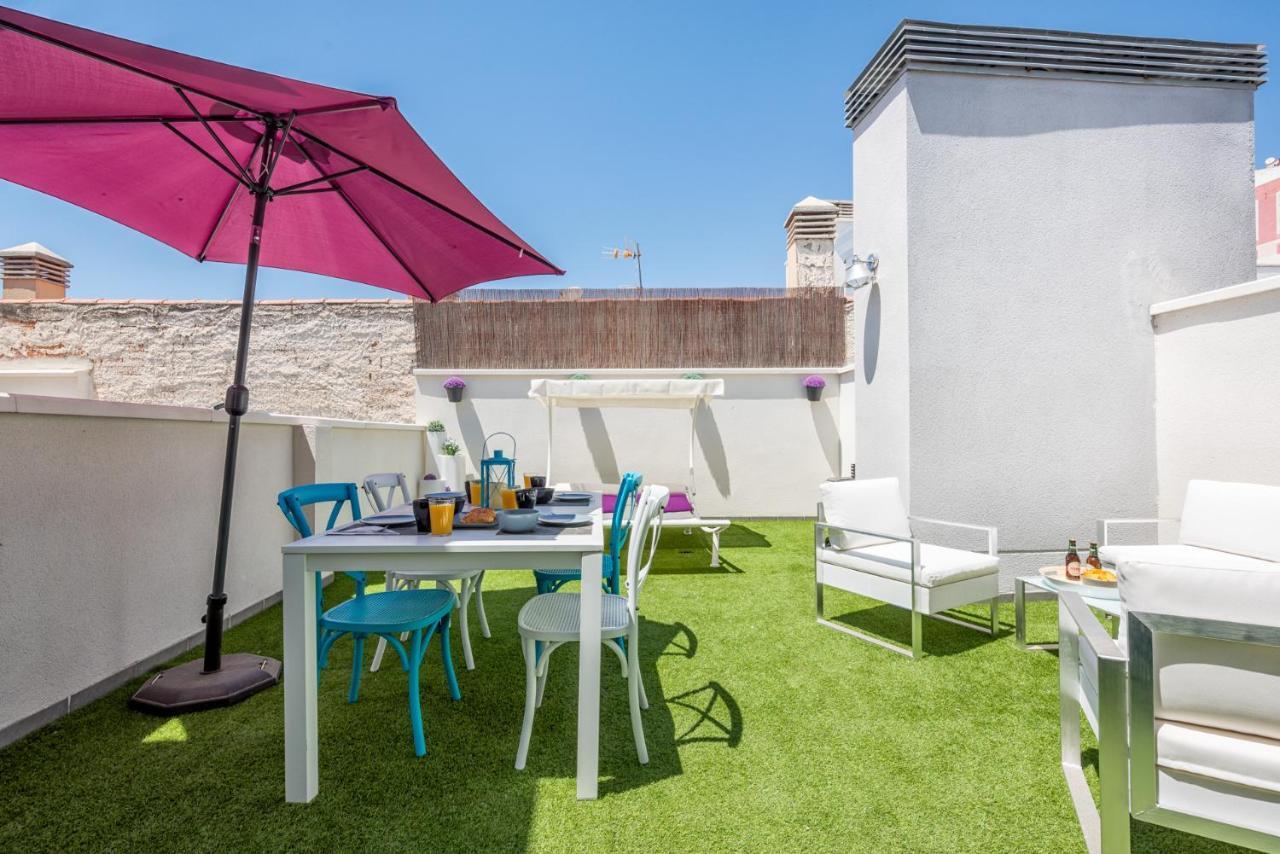 マラガAtico Con Terraza Ac 1Hab En El Centro Y Piscina Comunitariaアパートメント エクステリア 写真