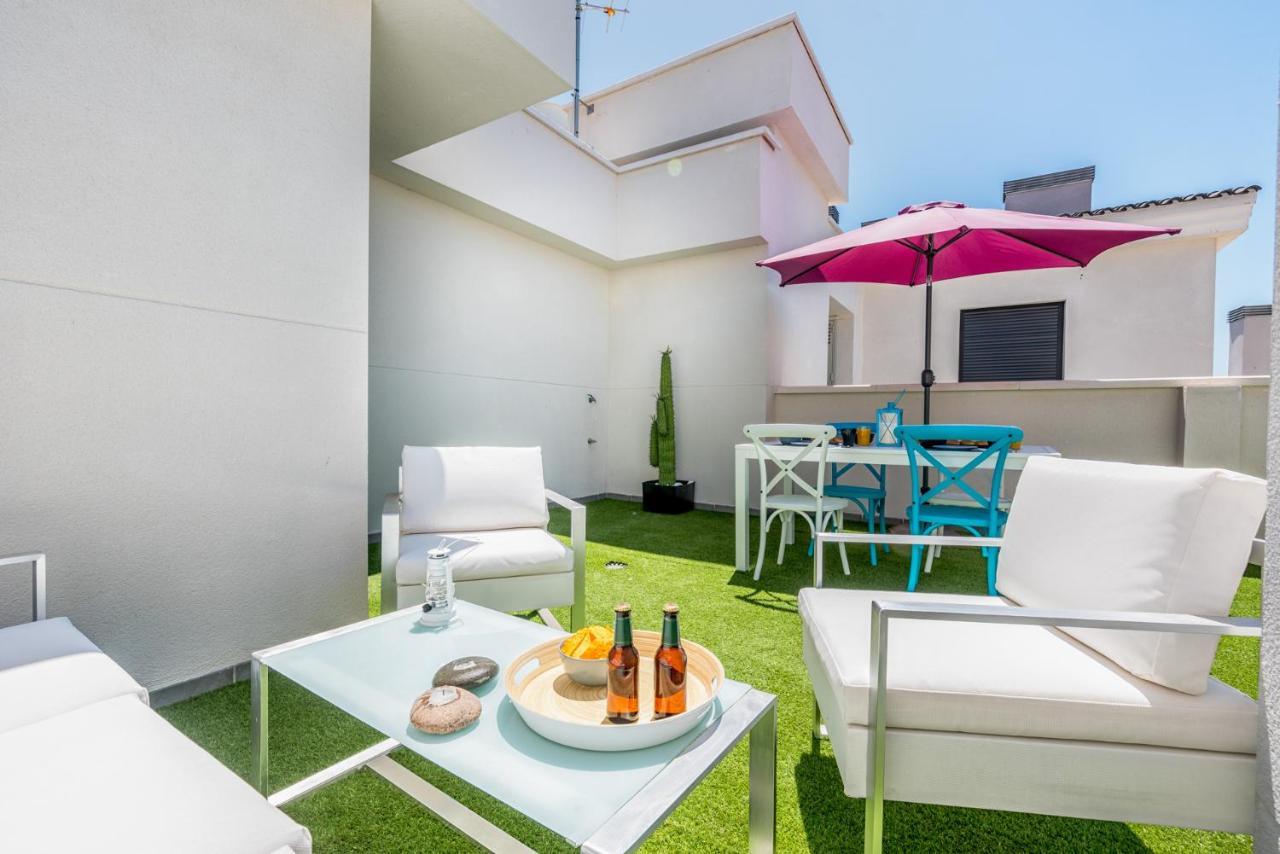 マラガAtico Con Terraza Ac 1Hab En El Centro Y Piscina Comunitariaアパートメント エクステリア 写真