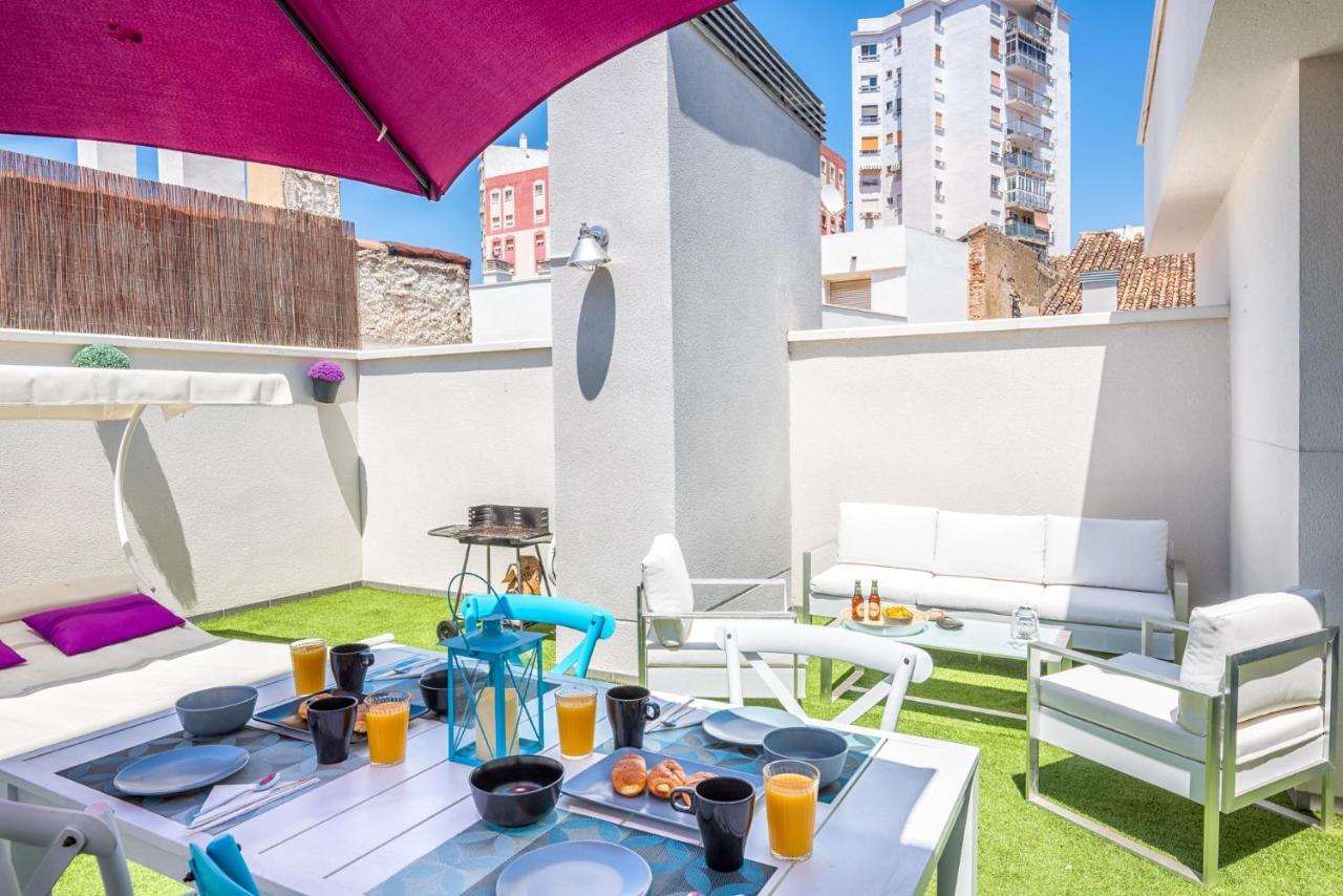 マラガAtico Con Terraza Ac 1Hab En El Centro Y Piscina Comunitariaアパートメント エクステリア 写真