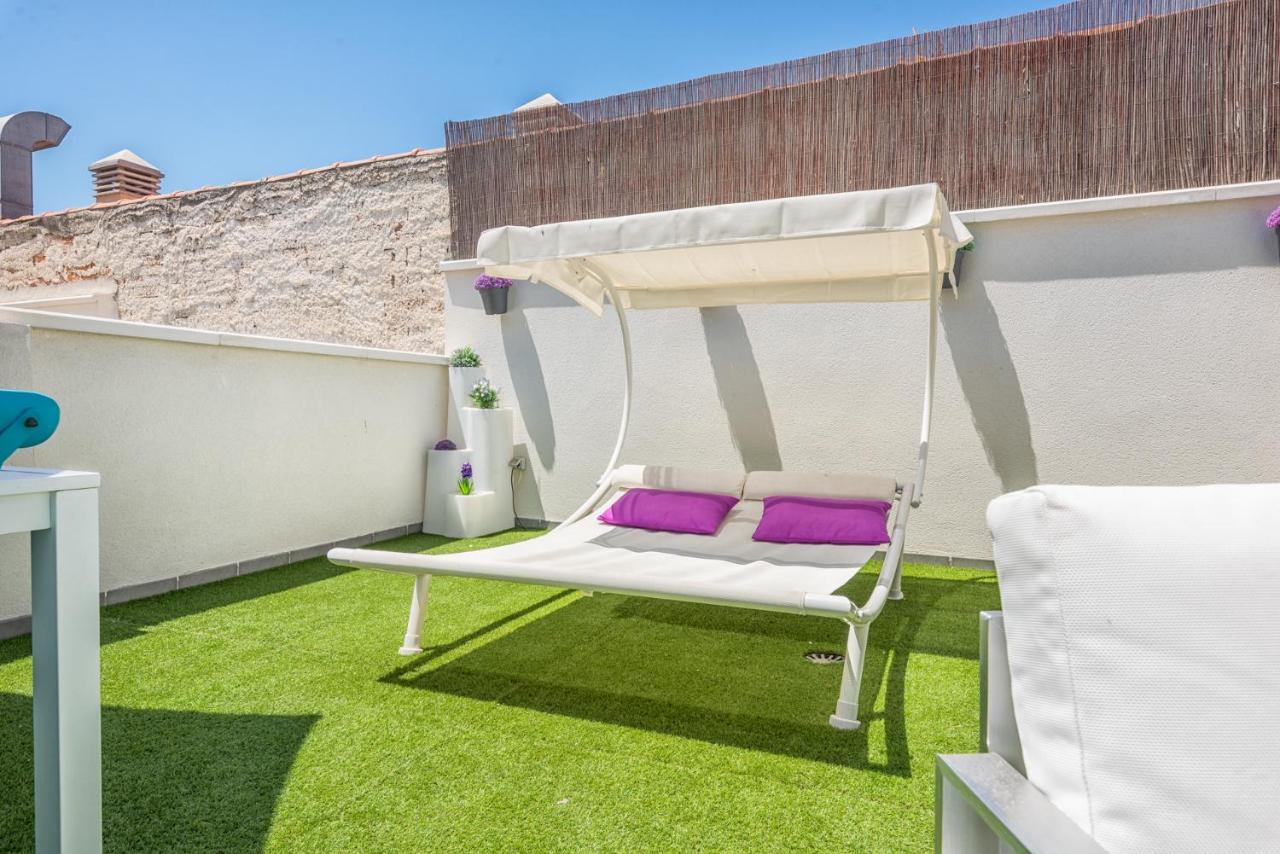 マラガAtico Con Terraza Ac 1Hab En El Centro Y Piscina Comunitariaアパートメント エクステリア 写真