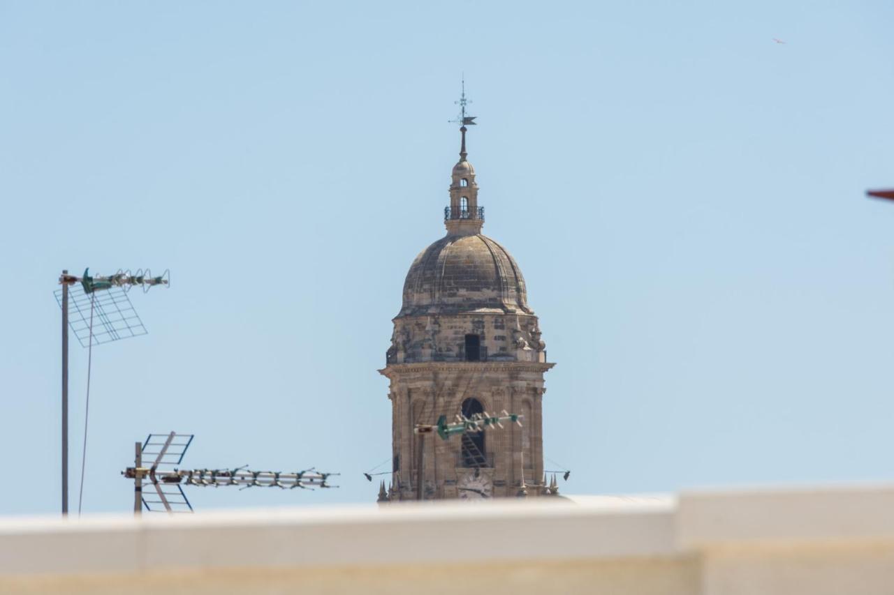 マラガAtico Con Terraza Ac 1Hab En El Centro Y Piscina Comunitariaアパートメント エクステリア 写真