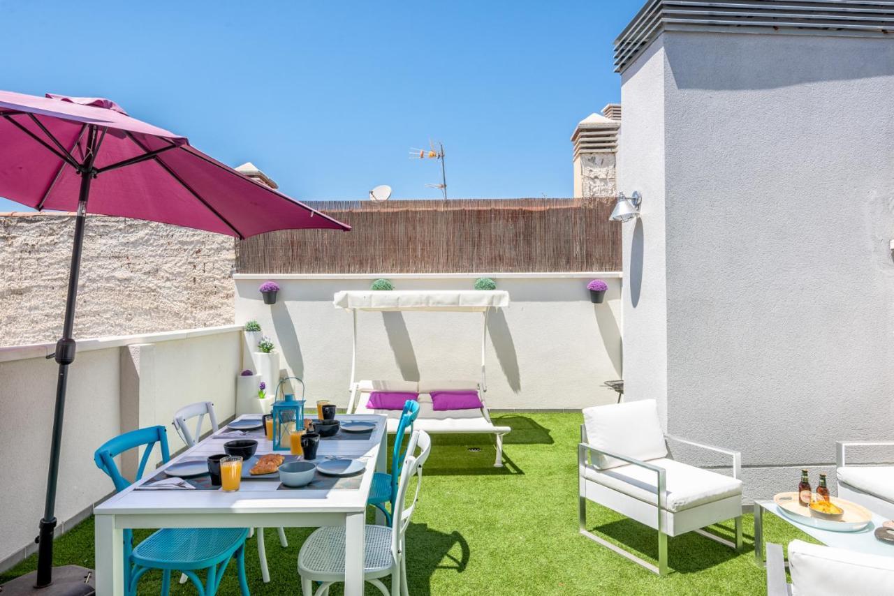 マラガAtico Con Terraza Ac 1Hab En El Centro Y Piscina Comunitariaアパートメント エクステリア 写真